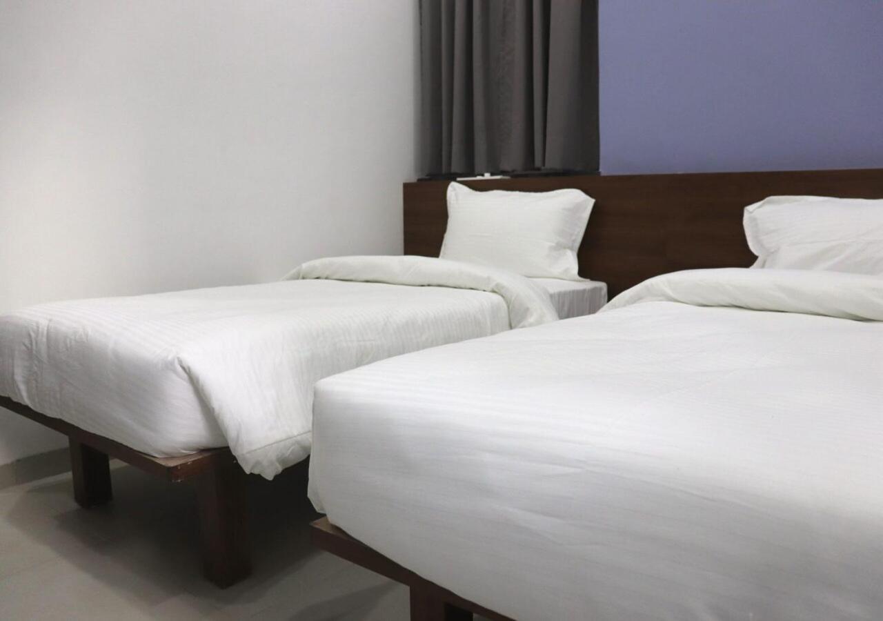 Sharman Suites プネ エクステリア 写真