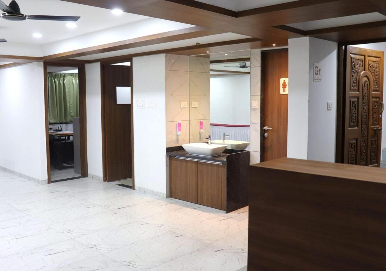 Sharman Suites プネ エクステリア 写真