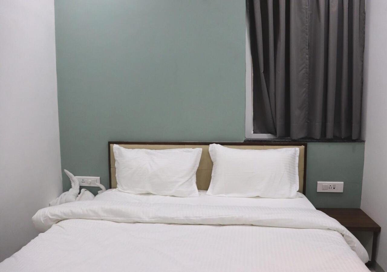Sharman Suites プネ エクステリア 写真