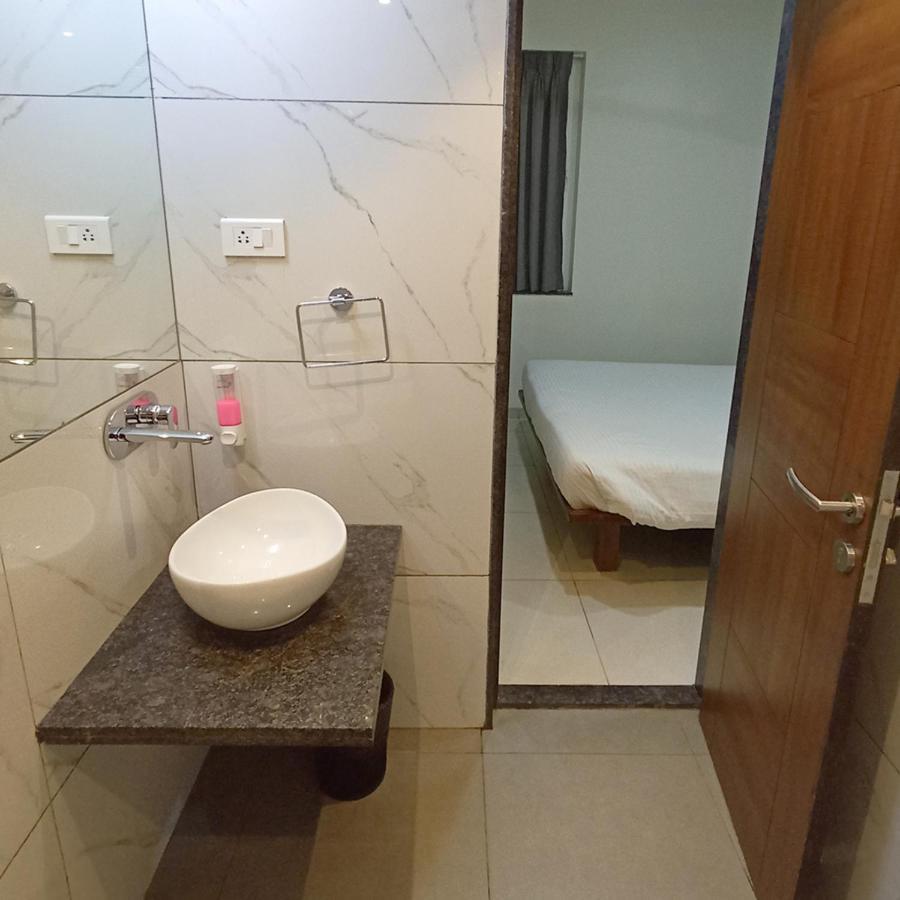 Sharman Suites プネ エクステリア 写真